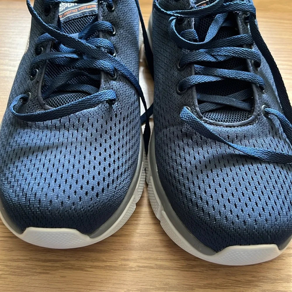 Skechers BNWOB Sport Navy blue relaxed fit lightweight size 10 - Picture 7 of 8